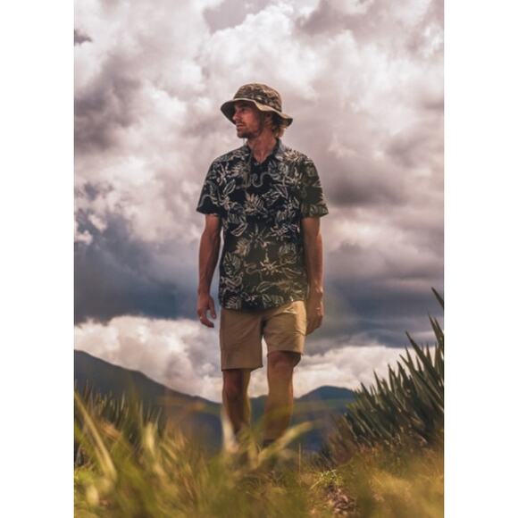 Roark | Men | Journey Tropakill Classic Fit Poplin SS Button Up Shirt | XXL - Picture 11 of 12